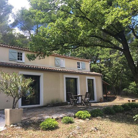 Pierrevert Villa De Carbonelle מראה חיצוני תמונה